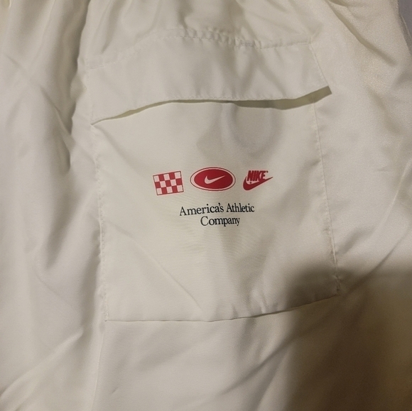 Nike Sportswear Men's NSW Flow Swim Shorts Flames DV9628-133 Size XXL - Picture 3 of 6